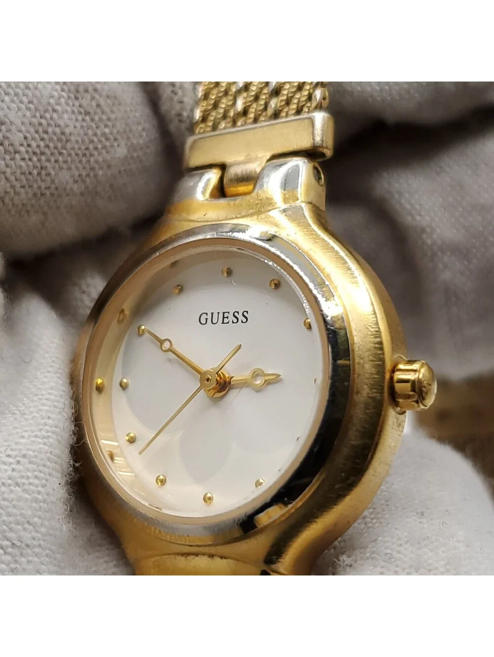Guess Watch Women 23mm Gold Tone Adjustable Band New Battery